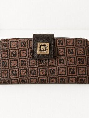 STONE MOUNTAIN Leather Zip Around Wallet
